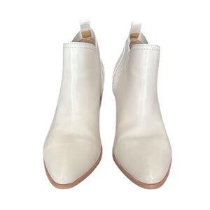 DV Dolce Vita Frilli White Ankle Boot Women’s Size 7
